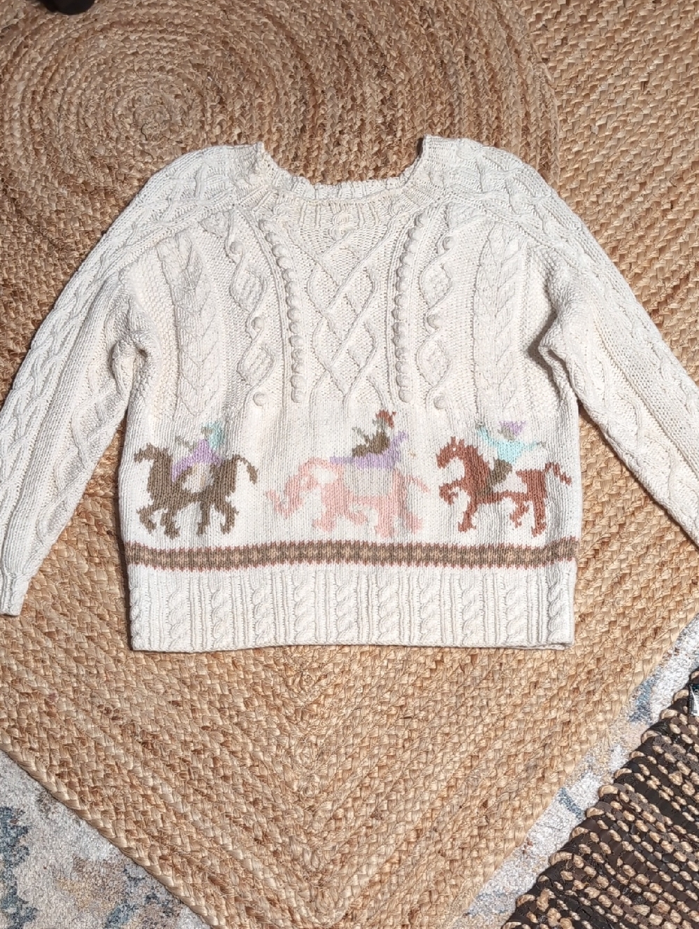 Cream Cable-Knit Crewneck Sweater with Horse Motif